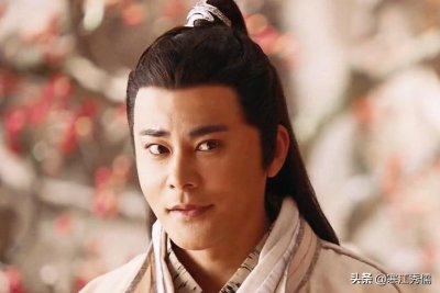 ​难怪范遥年纪轻轻就成了光明右使，你看他师父是谁