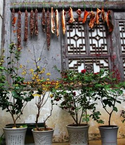 ​腊月初一是啥节日？有哪些民间习俗？为啥民间看重腊月初一