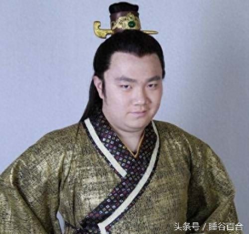 55岁宋丹丹的26岁儿子巴图，长得像父亲英达