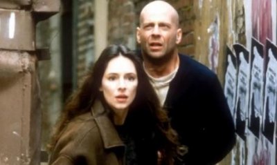 ​电影《十二猴子》讲述了什么？为什么这么多人喜欢？