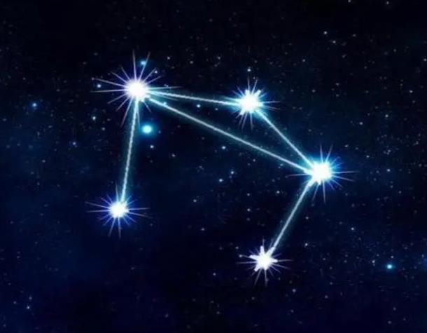 阳历十月四号出生的人是什么星座