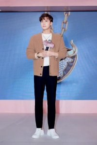 ​30岁男人休闲装搭配，30+男性穿衣别太土气