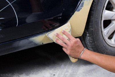 ​新手别纠结剐蹭！小剐蹭千万别补漆，老司机的这个说法有没有道理