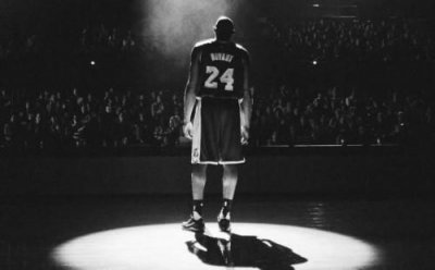 ​“曼巴，OUT!”(曼巴精神永不落幕！)