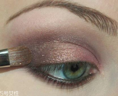 外双眼皮怎么化妆好看 双眼皮眼线画法步骤 外双眼皮怎么化妆好看 双眼皮眼线画法步骤