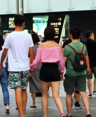 三里屯街拍: 这个屯的人比老赵那个屯的人时尚一万倍