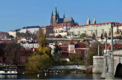 ​古堡是什么样的建筑（欧洲十大古堡介绍）