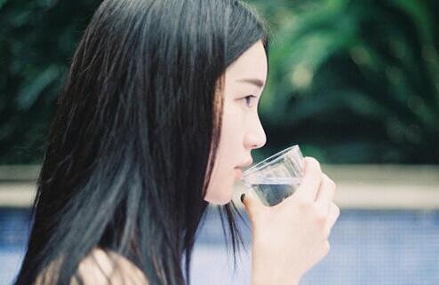 问问女生的意见