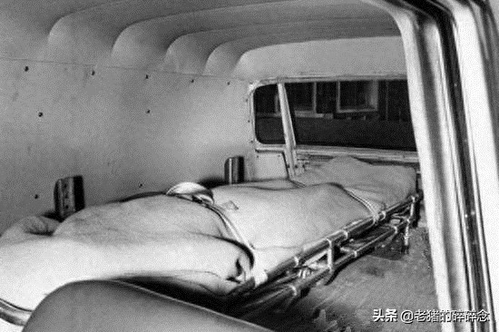 36岁便离奇死亡,玛丽莲·梦露在床上的死亡现场老照片曝光