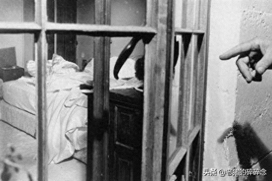 36岁便离奇死亡,玛丽莲·梦露在床上的死亡现场老照片曝光