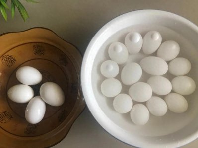 ​家庭版腌鸡蛋，教你如何出油多又不咸，非常简单，一学就会