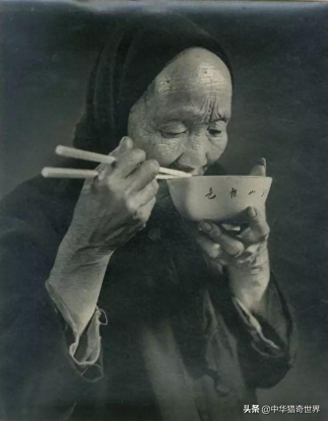 100多年前的珍贵人像照片 带你穿越回去