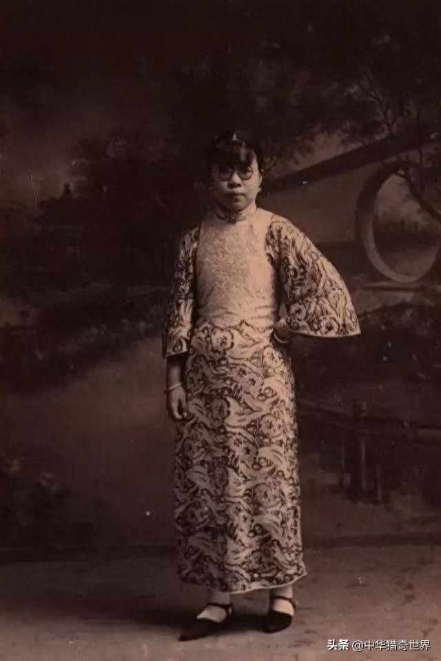 100多年前的珍贵人像照片 带你穿越回去