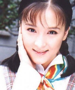 ​“梦萍”乐珈彤一家出游，儿子身高优越，老大像吴尊老二像大张伟