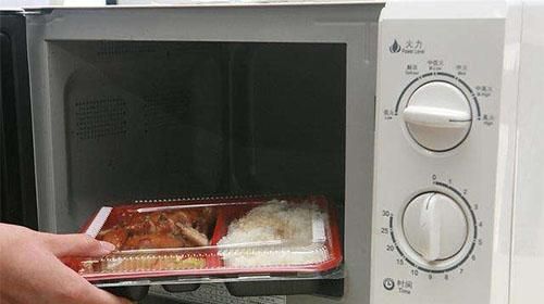 锡纸可以进微波炉加热吗,锡纸可以放微波炉