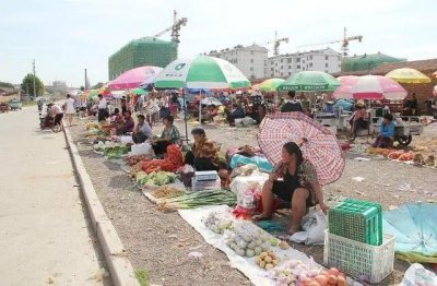 ​摆摊可以合法化，但是