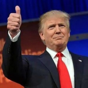 ​特朗普庆生：我是天选之子