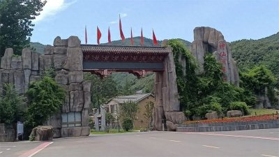 ​郑州周边踏青赏花好去处：新密神仙洞的自然与文化之旅