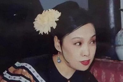 ​看了鸨鸟交配，才知道青楼的老板娘，为何叫“老鸨”！涨知识了