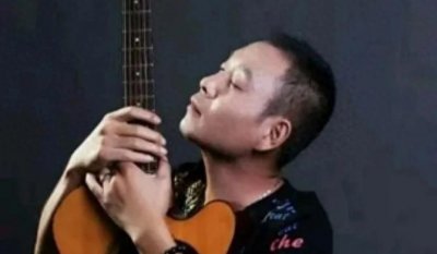 ​祁隆是一位中内地男歌手、音乐人。